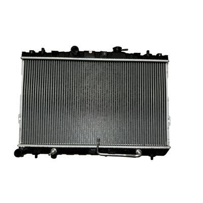 Ein guter Preis. Fahrzeugmotor Kühlmittel Kühlgerät Aluminium Heizkörper Wasserbehälter für Hyundai ELANTRA 2531008100 Online