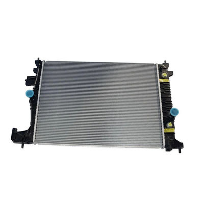 Ein guter Preis. 26686969 Autoteile Kühlsystem Wasserbehälter für Buick GL8S automatische hohe Haltbarkeit Online