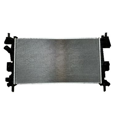 Ein guter Preis. Ersetzen/Reparaten Sie Ihren Ford Focus D2 F1 mit unserem Aluminium-Kühler und Plastik-Wasserbehälter Online